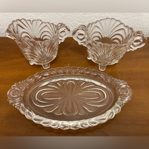 CRYSTAL VINTAGE 3 PIECE SUGAR/CREAMER/DISH SET - UNBRANDEDED - PRETTY! - Picture 2 of 6